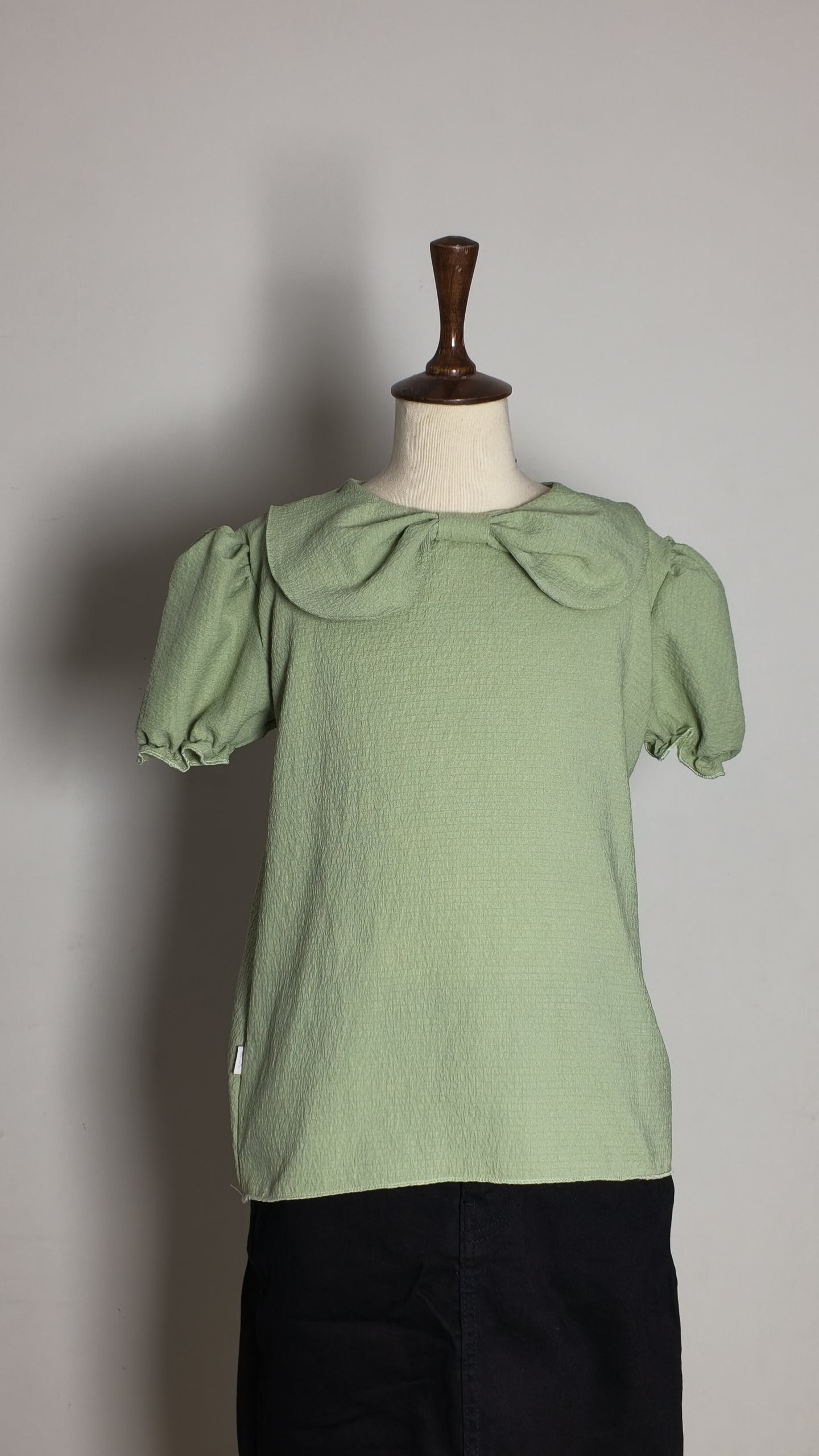 Pistachio Top
