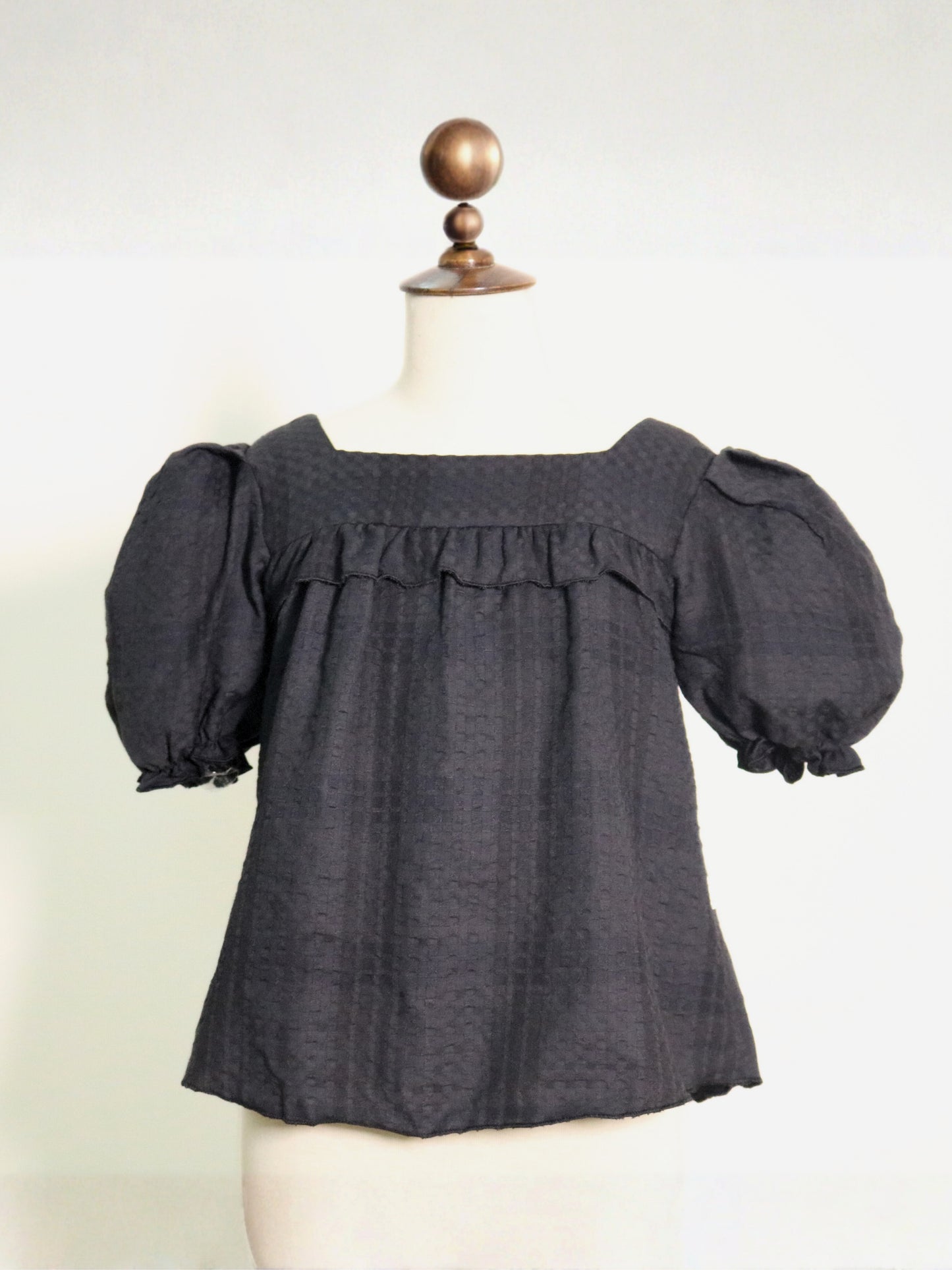 Black | Puff Sleeves Top