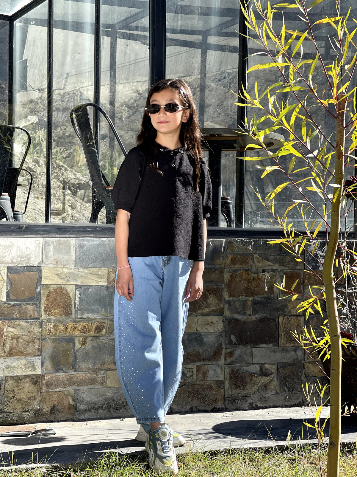 Black Calla Lily | Top